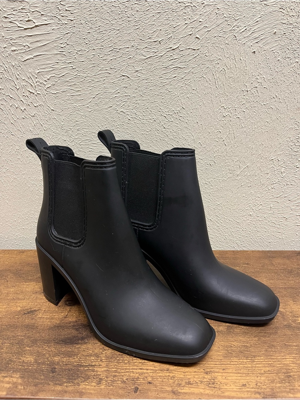 Jeffrey Campbell Hurricane Chelsea Boots Block Heel Matte Black Women’s Size 7